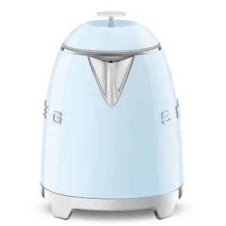 Smeg KLF05PBEU – mini czajnik elektryczny, 0,8 l / 3 filiżanki, 1400 W, styl lat 50., pastelowy niebieski Smeg KLF05PBEU – mini czajnik elektryczny, 0,8 l / 3 filiżanki, 1400 W, styl lat 50., pastelowy niebieski