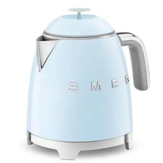 Smeg KLF05PBEU – mini czajnik elektryczny, 0,8 l / 3 filiżanki, 1400 W, styl lat 50., pastelowy niebieski Smeg KLF05PBEU – mini czajnik elektryczny, 0,8 l / 3 filiżanki, 1400 W, styl lat 50., pastelowy niebieski