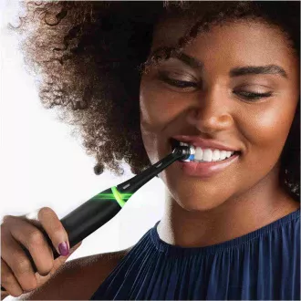 Szczoteczka elektryczna Oral-B iO4 Matt Black, magnetyczna, timer, czujnik nacisku, aplikacja mobilna, czarna Szczoteczka elektryczna Oral-B iO4 Matt Black, magnetyczna, timer, czujnik nacisku, aplikacja mobilna, czarna