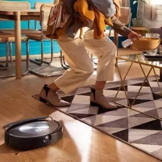 Odkurzacz automatyczny iRobot Roomba Combo j7 z mopem, filtrem HEPA, automatycznym ładowaniem, automatycznym opróżnianiem, nawigacją vSLAM Odkurzacz automatyczny iRobot Roomba Combo j7 z mopem, filtrem HEPA, automatycznym ładowaniem, automatycznym opróżnianiem, nawigacją vSLAM