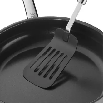 WMF Profi Plus turner, do 260 °C, można myć w zmywarce WMF Profi Plus turner, do 260 °C, można myć w zmywarce