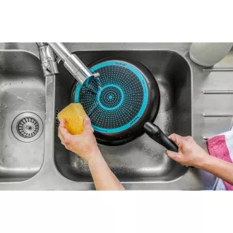 B5670253 KL.SIM. CZERWONA PATELNIA 20 CM TEFAL B5670253 KL.SIM. CZERWONA PATELNIA 20 CM TEFAL