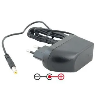 Avacom Uniwersalny zasilacz 9 V, 2 A, 18 W, wtyk 5,5 mm × 2,1 mm z biegunem dodatnim pośrodku Avacom Uniwersalny zasilacz 9 V, 2 A, 18 W, wtyk 5,5 mm × 2,1 mm z biegunem dodatnim pośrodku