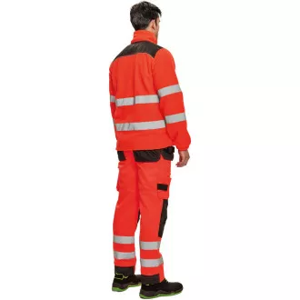 K K