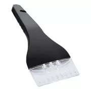Skrobaczka do lodu czarna, plastikowa, z oświetleniem LED